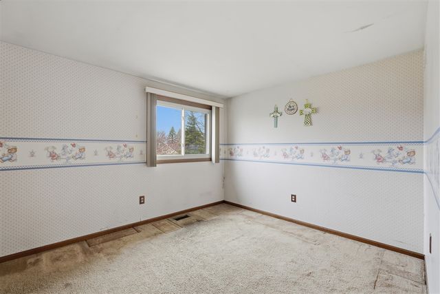 37962 Munger Drive, Livonia, MI 48154