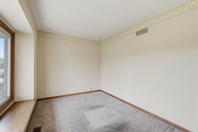 37962 Munger Drive, Livonia, MI 48154
