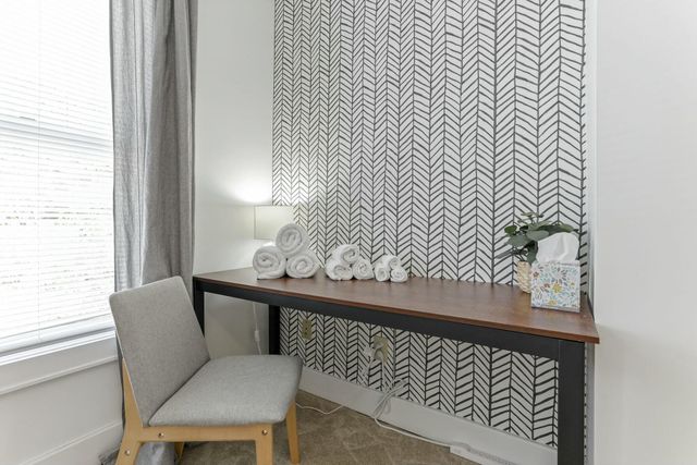 1158 Summit Street, Columbus, OH 43201