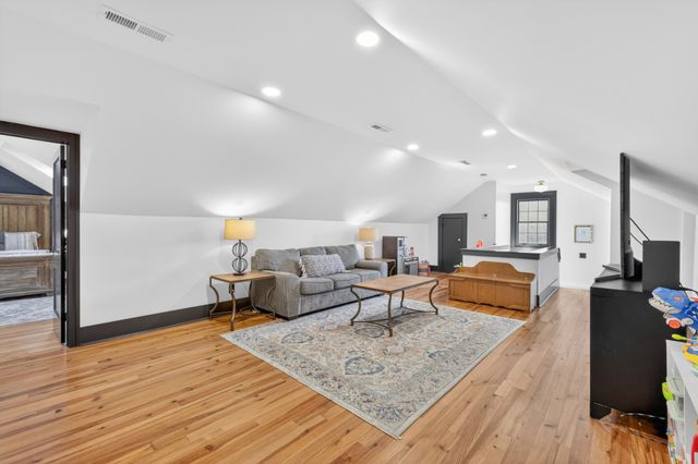 602 Mitchell Ave, Columbia, TN 38401