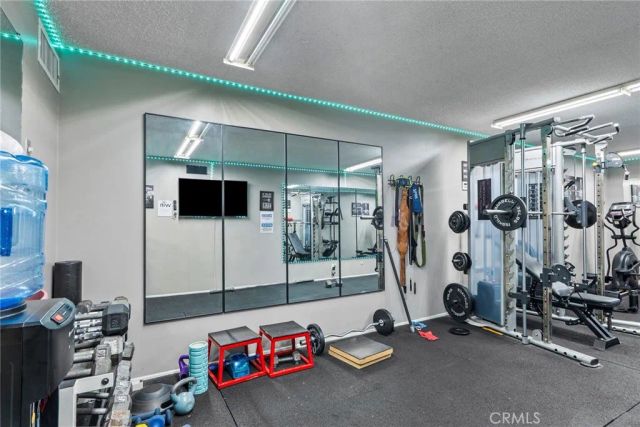 1401 Valley View 334, Glendale, CA 91202