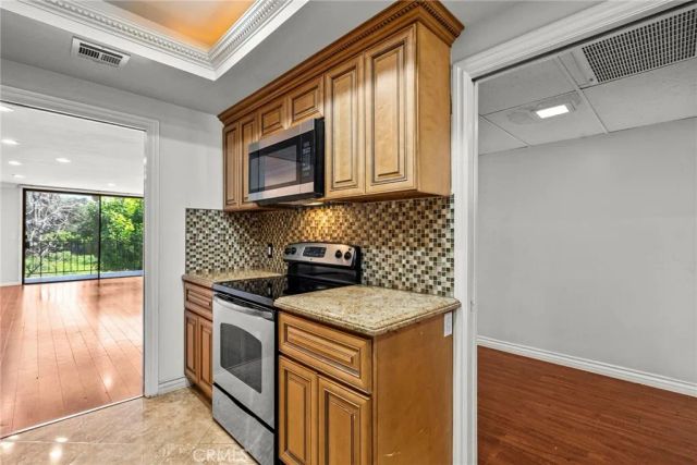 1401 Valley View 334, Glendale, CA 91202