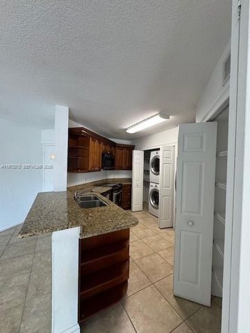 6292 NW 186th St 314, Hialeah, FL 33015