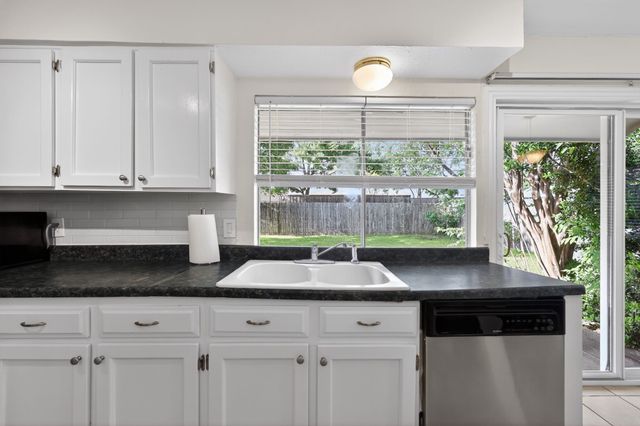 1813 Baylor Drive, Richardson, TX 75081