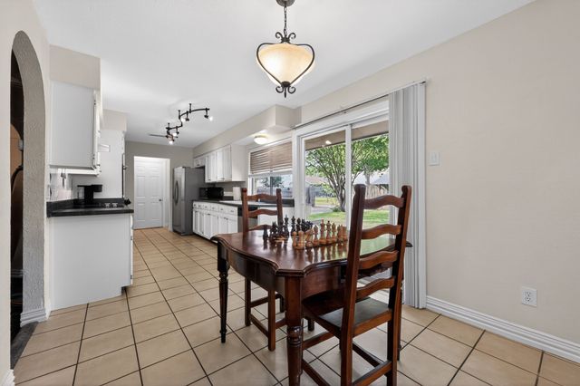 1813 Baylor Drive, Richardson, TX 75081