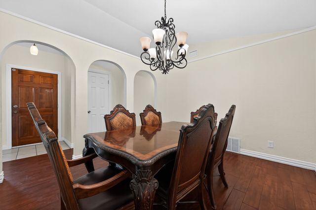 1813 Baylor Drive, Richardson, TX 75081