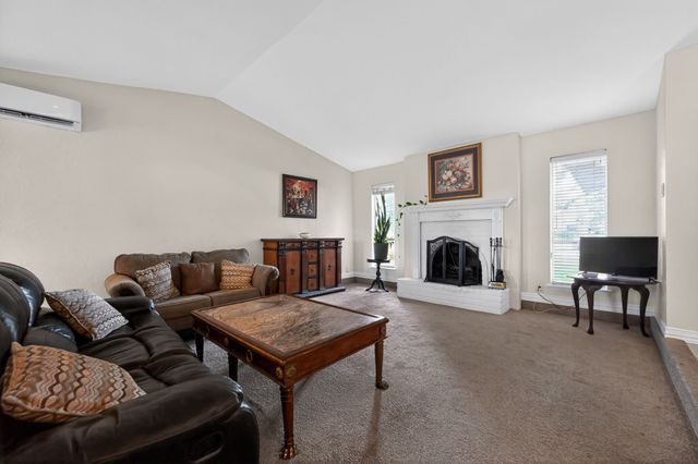 1813 Baylor Drive, Richardson, TX 75081