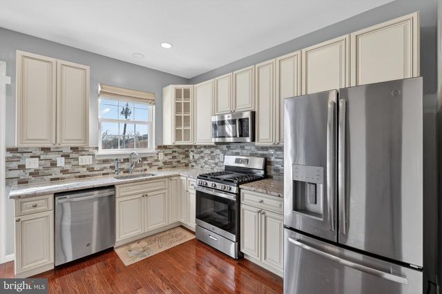 4258 MARTIN LUTHER KING JR AVE SW, Washington, DC 20032