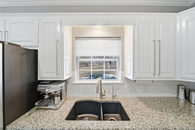 3615 E 102nd Street, Tulsa, OK 74137