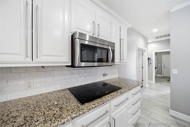 3615 E 102nd Street, Tulsa, OK 74137