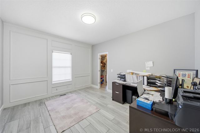 3615 E 102nd Street, Tulsa, OK 74137