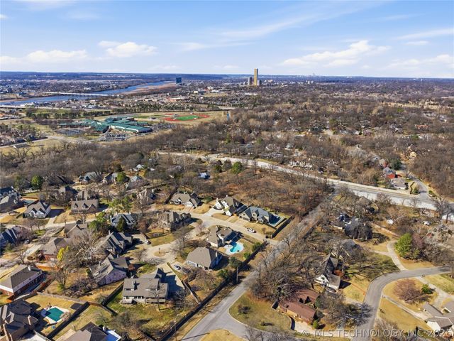 3615 E 102nd Street, Tulsa, OK 74137