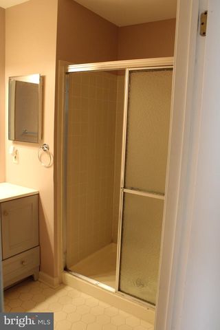 11 LEHAVRE CT, Trenton, NJ 08619