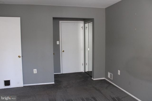 11 LEHAVRE CT, Trenton, NJ 08619