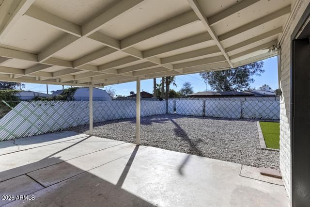 1527 W HUNTINGTON Drive, Tempe, AZ 85282