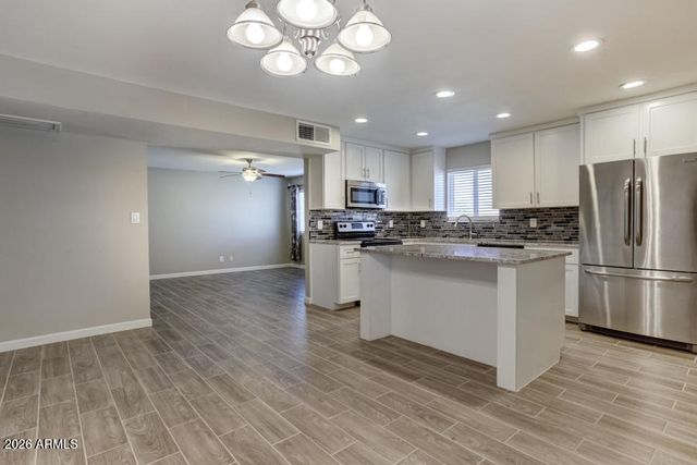 1527 W HUNTINGTON Drive, Tempe, AZ 85282