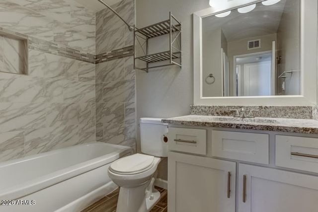 1527 W HUNTINGTON Drive, Tempe, AZ 85282