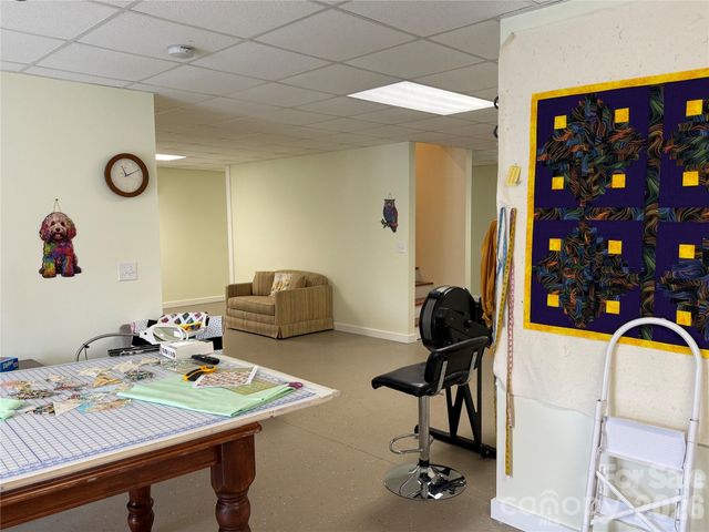 101 Rivercliff Drive, Hudson, NC 28638