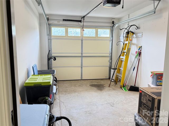 101 Rivercliff Drive, Hudson, NC 28638