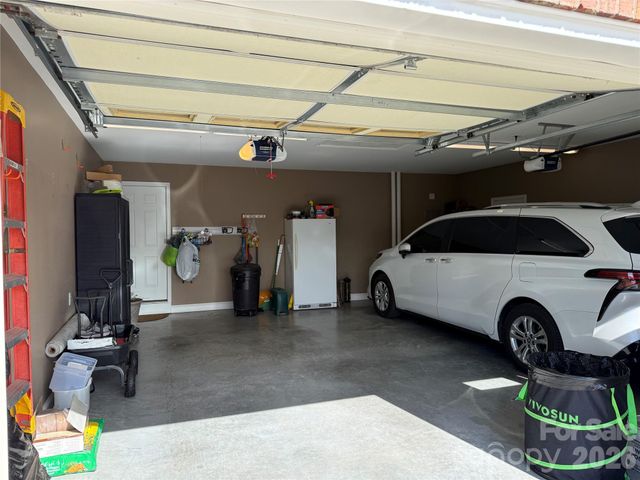 101 Rivercliff Drive, Hudson, NC 28638