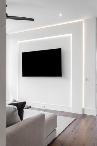 320 NE Wavecrest Way, Boca Raton, FL 33432