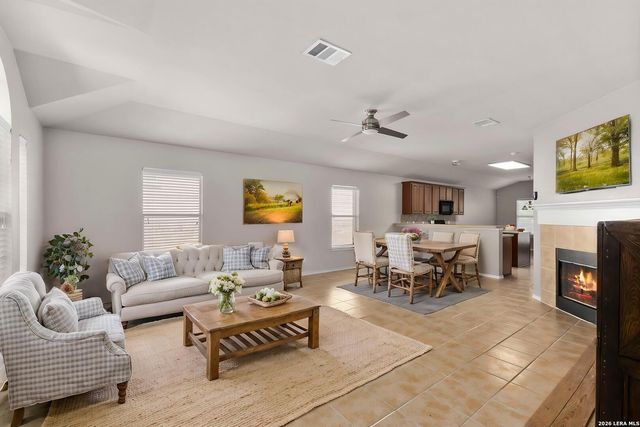 806 Point Valley, San Antonio, TX 78253