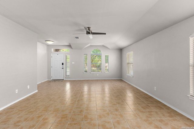 806 Point Valley, San Antonio, TX 78253