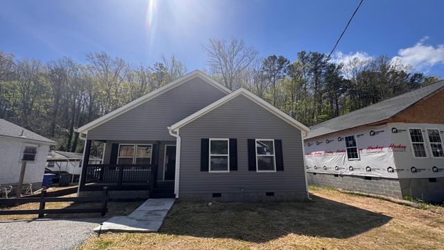 918 Shallowford Road, Chattanooga, TN 37411