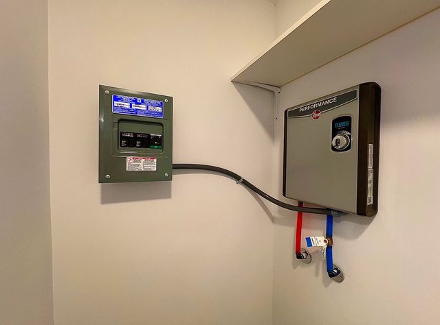 918 Shallowford Road, Chattanooga, TN 37411