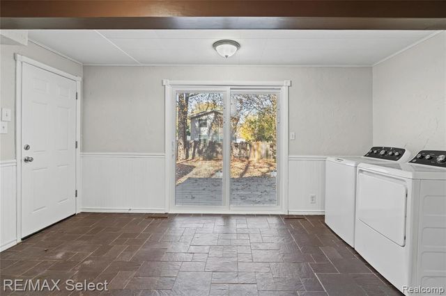 2429 Lincoln Manor Drive, Grand Blanc, MI 48507