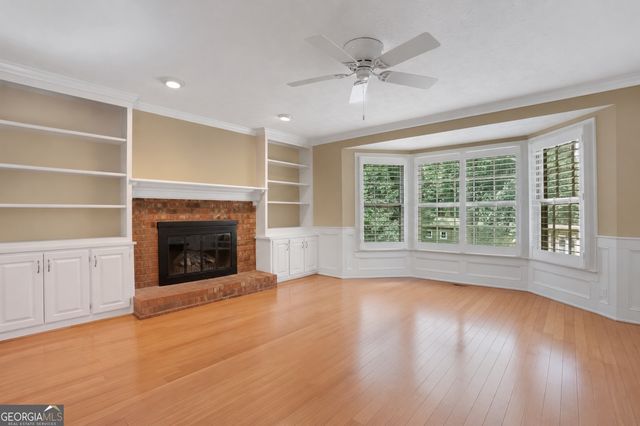 5189 Beech Forest Drive, Lilburn, GA 30047