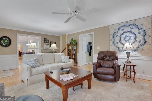5189 Beech Forest Drive, Lilburn, GA 30047