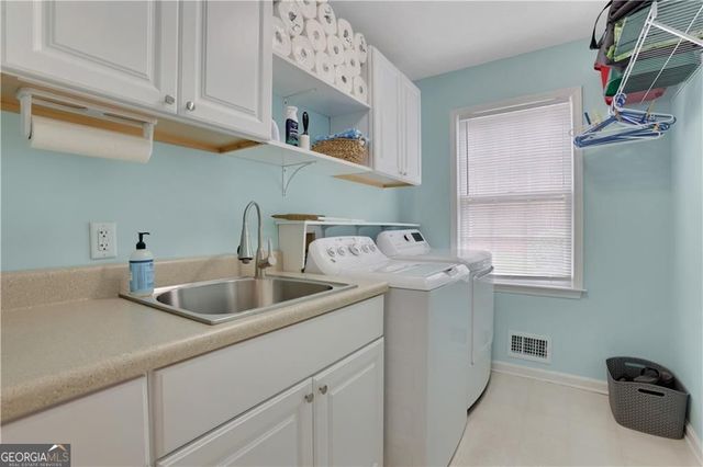 5189 Beech Forest Drive, Lilburn, GA 30047