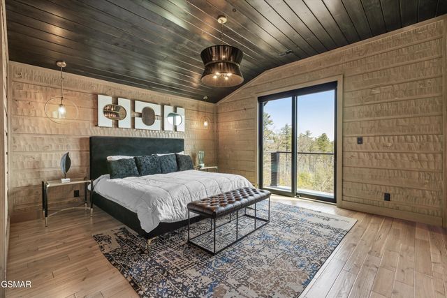 2342 Smoky Vista Way, Sevierville, TN 37862