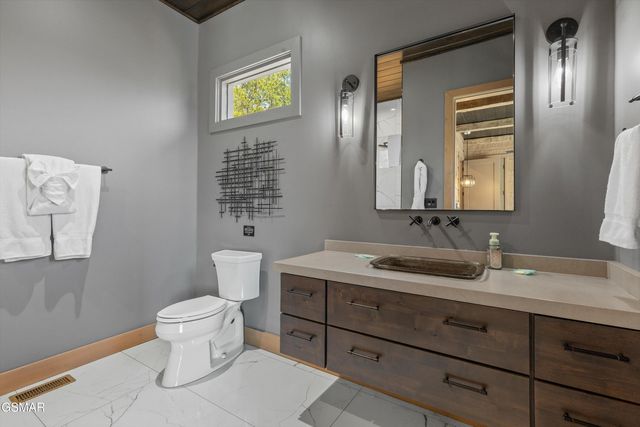 2342 Smoky Vista Way, Sevierville, TN 37862