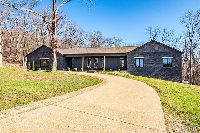 5058 Squire Lane, Cedar Hill, MO 63016
