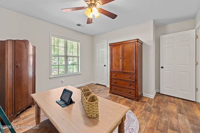 8527 Collinswood Drive, Olive Branch, MS 38654