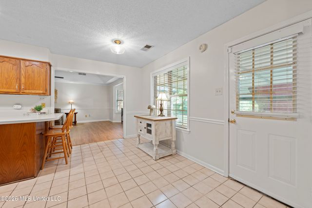 8527 Collinswood Drive, Olive Branch, MS 38654