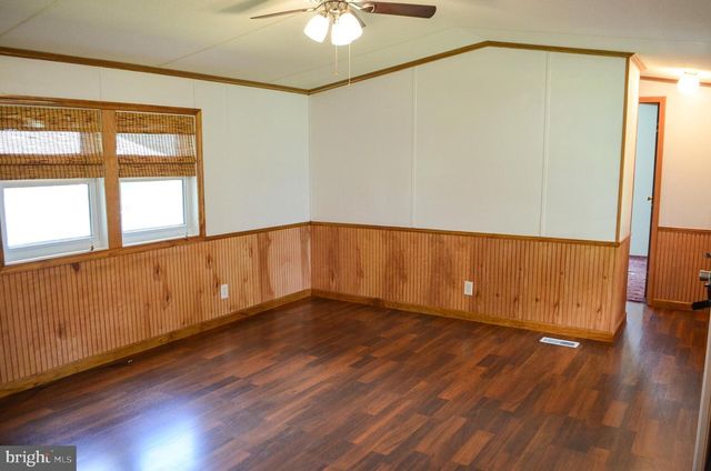 113 RAIN DOVE DR, Red Lion, PA 17356