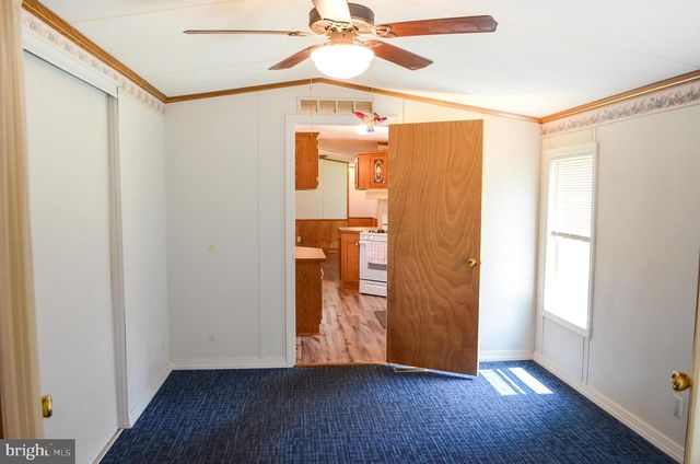 113 RAIN DOVE DR, Red Lion, PA 17356
