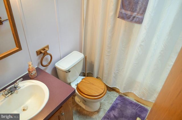113 RAIN DOVE DR, Red Lion, PA 17356