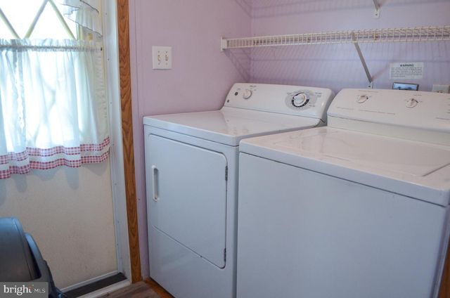 113 RAIN DOVE DR, Red Lion, PA 17356