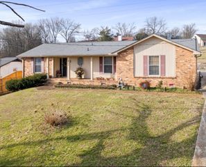 2931 Walnut Crest Dr, Antioch, TN 37013