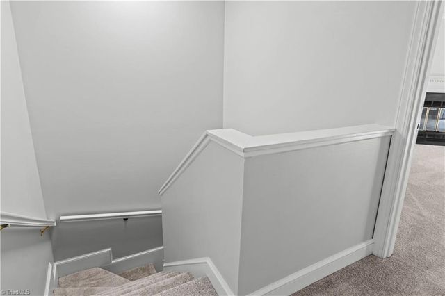 4532 Fernhaven Circle, Winston-salem, NC 27104