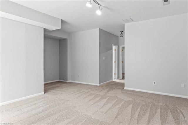 4532 Fernhaven Circle, Winston-salem, NC 27104