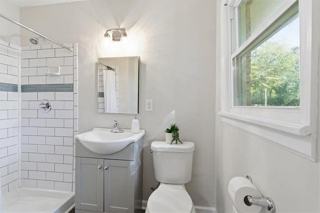 681 Manor Ridge SW Drive, Mableton, GA 30126