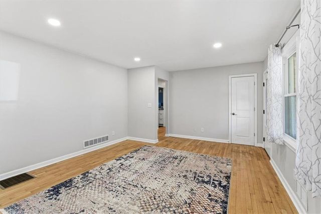 681 Manor Ridge SW Drive, Mableton, GA 30126