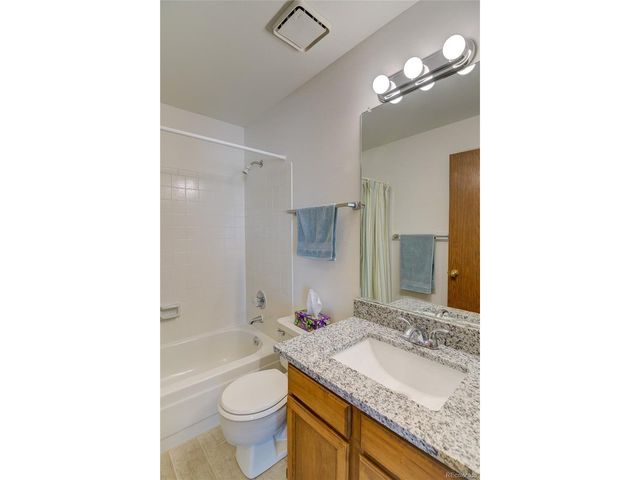 18947 E Mercer Dr, Aurora, CO 80013