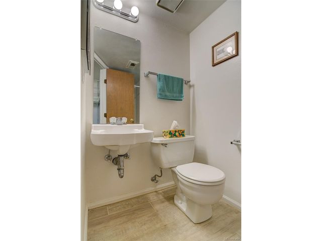 18947 E Mercer Dr, Aurora, CO 80013