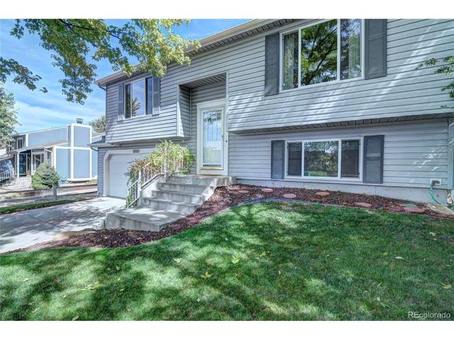 18947 E Mercer Dr, Aurora, CO 80013